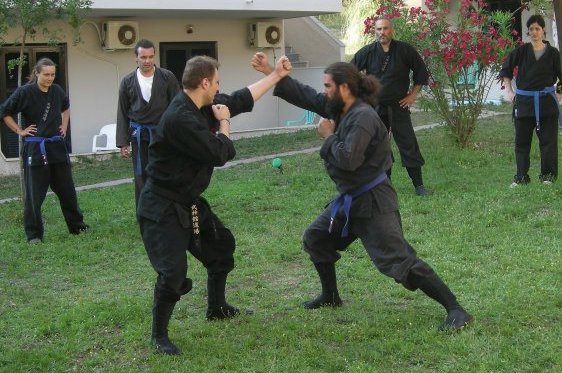 Instructor Koumlelis Nikos showing texhniques